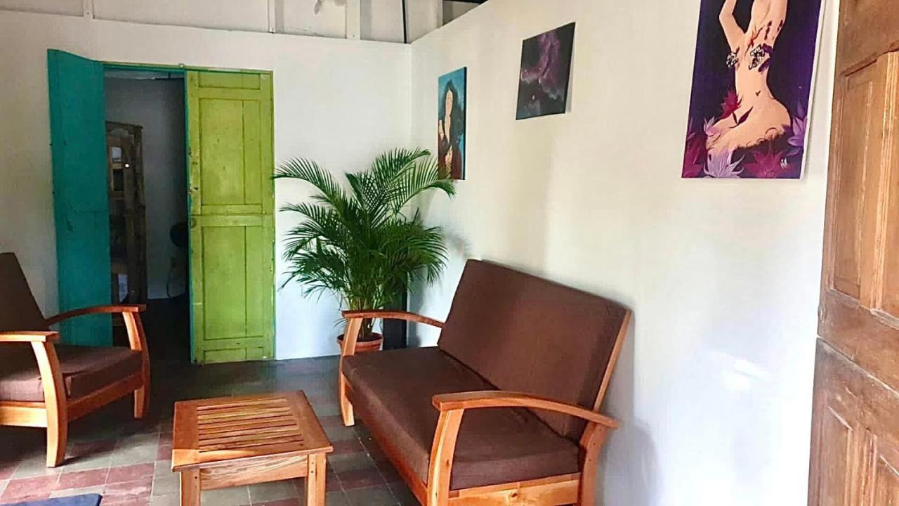 Mango Cafe And Hostel San Juan del Sur Eksteriør billede